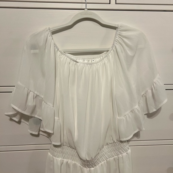 White Ruffled Romper - Picture 4 of 6